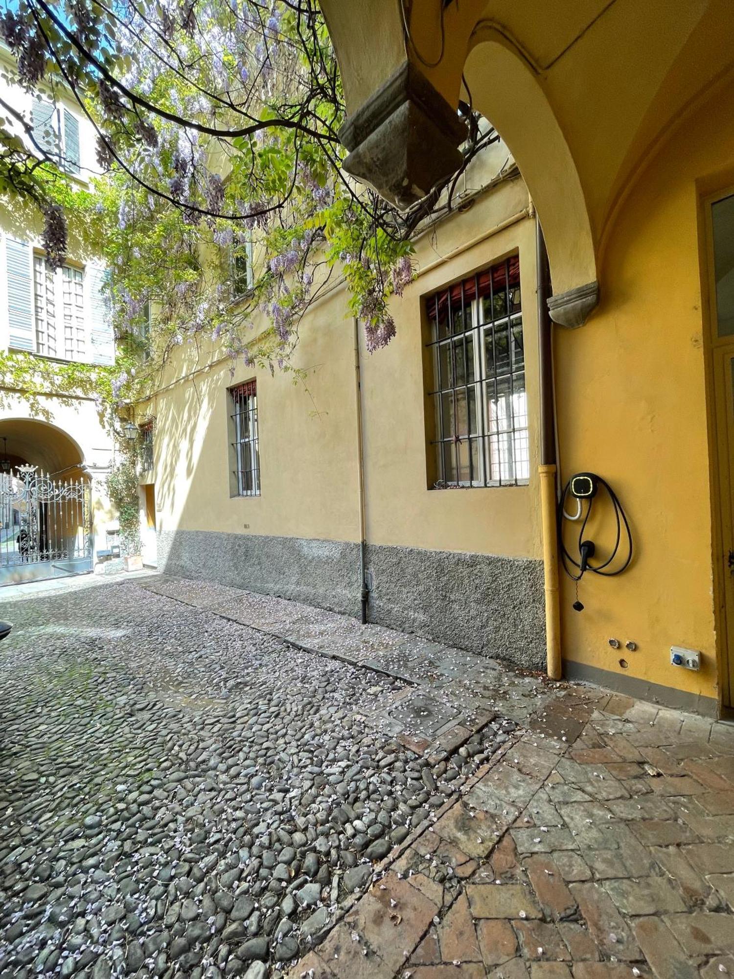 Palazzo Dalla Rosa Prati 2*