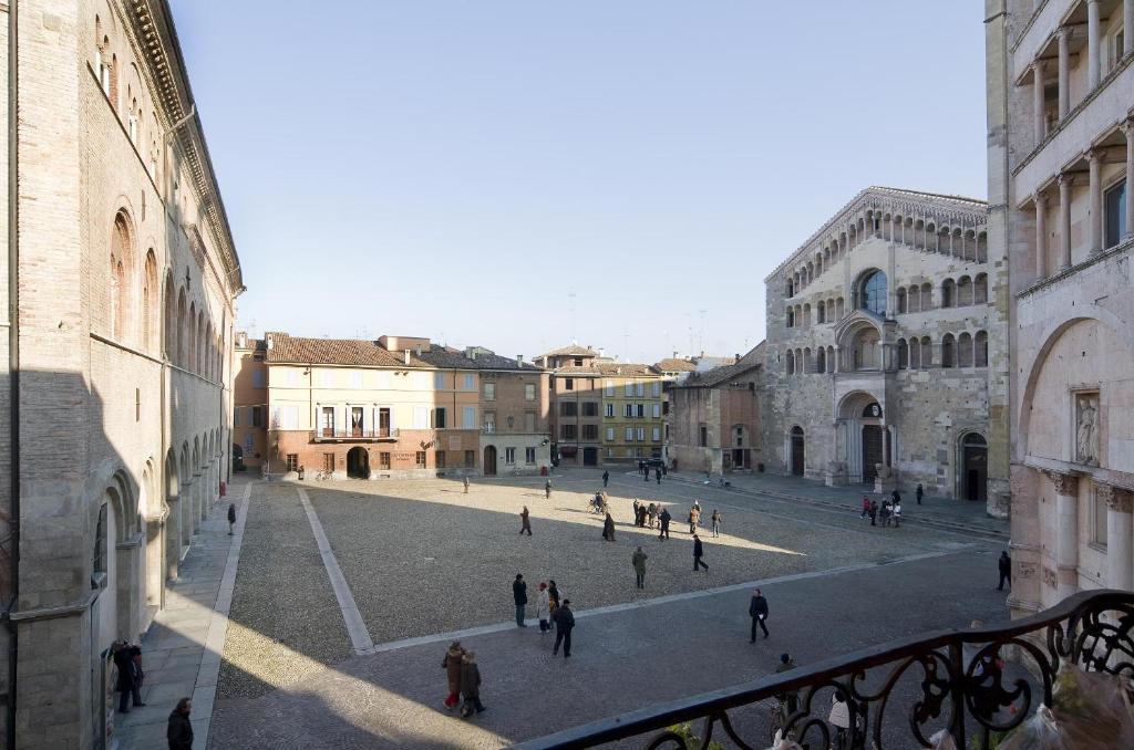 Palazzo Dalla Rosa Prati 2*